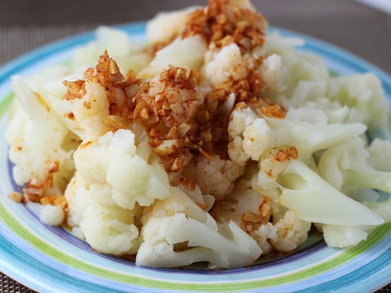 garlic cauliflower recipe prepared