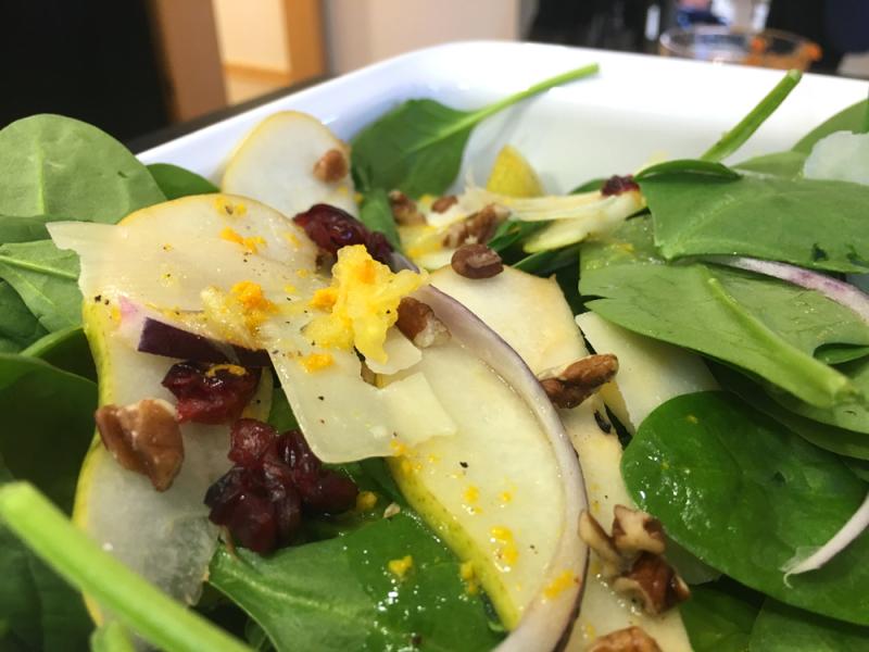 Winter Fruit and Spinach Salad